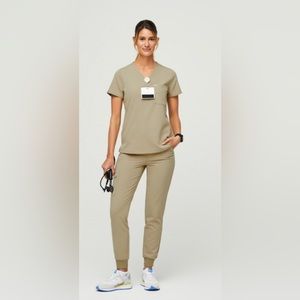 Catarina™ One-Pocket Scrub Top and Zamora™ Jogger Scrub Pants set